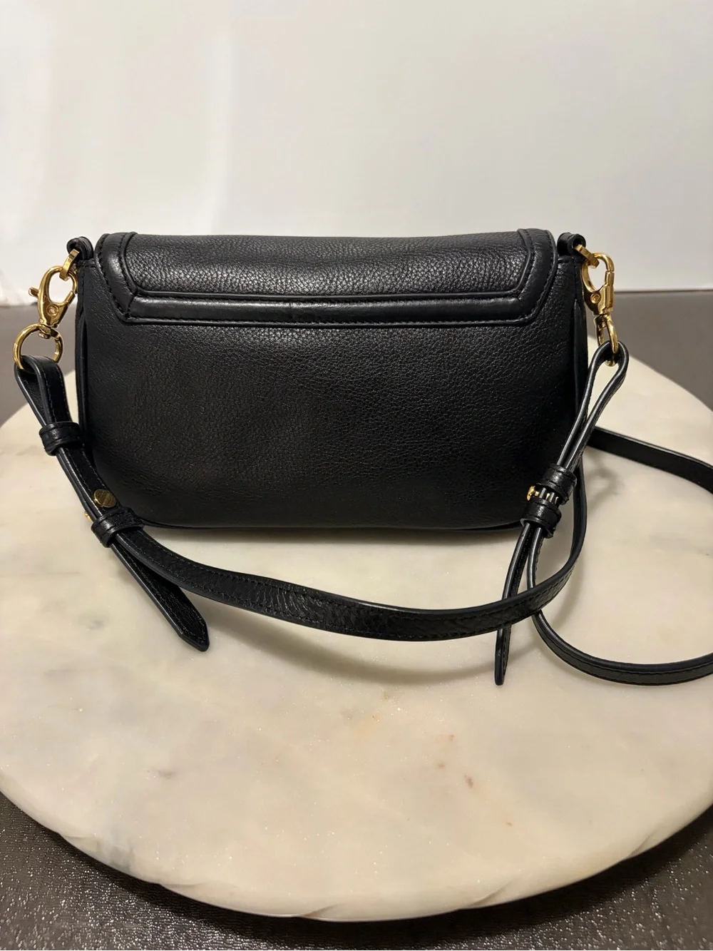 TORY BURCH Classic Black Pebbled Leather Amanda Mini Crossbody PHONE WALLET Bag